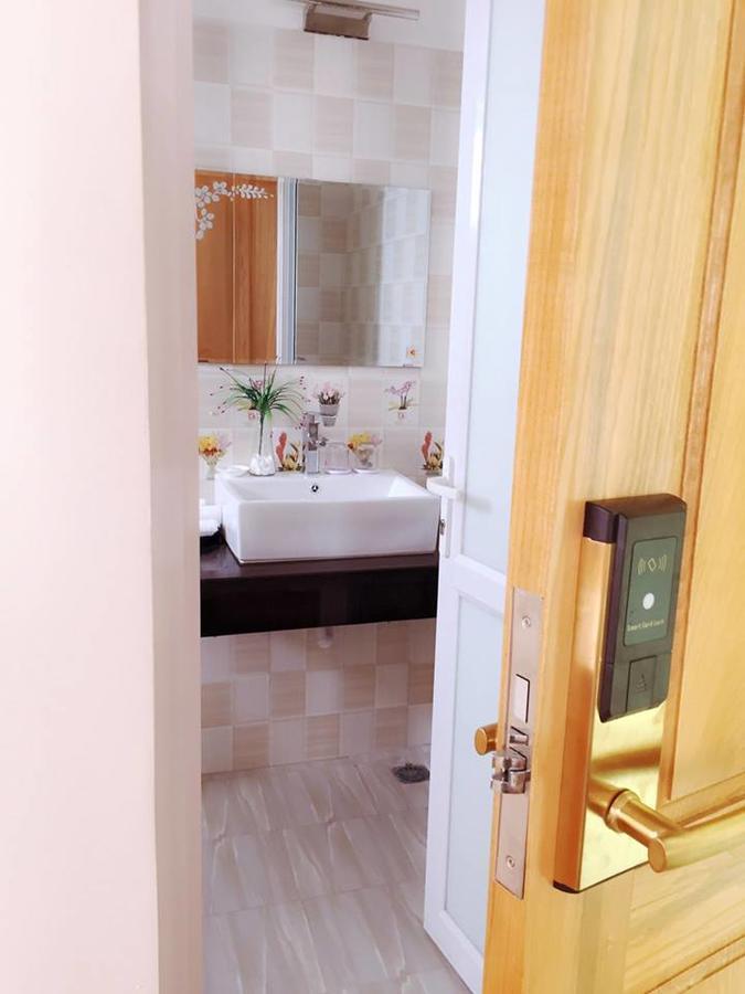 Lavender Hotel Hajfong Zewnętrze zdjęcie